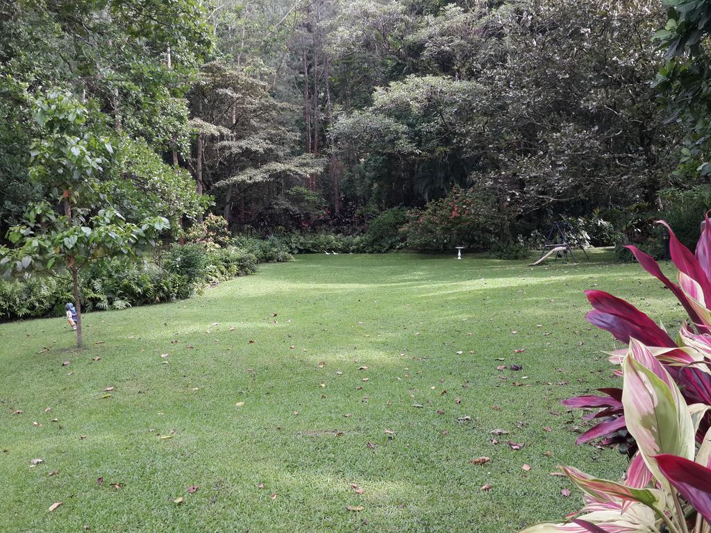 Los Llanitos Park Eden Bed & Breakfast المظهر الخارجي الصورة